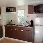 Campsite Mobil-home Beynes (Alpes-de-Haute-Provence)